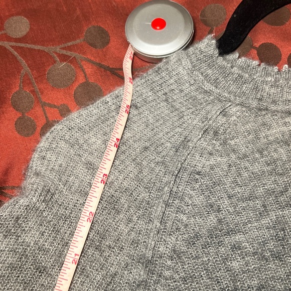 Autumn Cashmere Gray Crew Neck Cashmere Sweater size Small - Picture 15 of 15